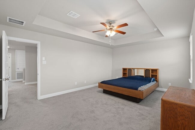 Building Photo - 409 Aurora Creek Ln