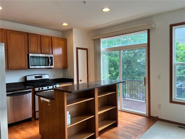 Building Photo - 5026 Yuma Ln N