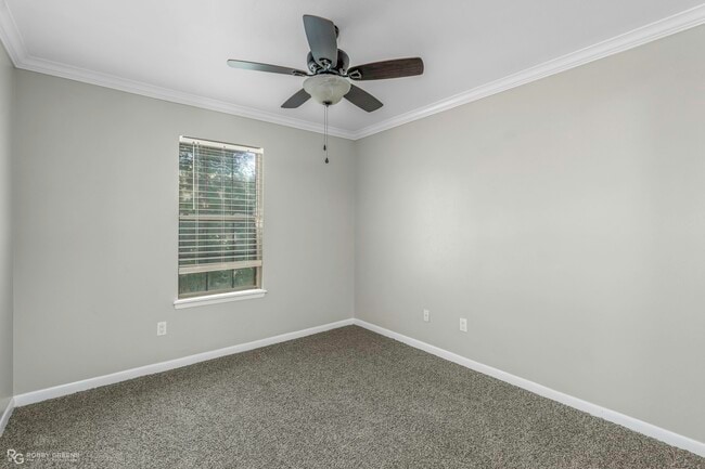 Building Photo - 10312 Cortez Dr