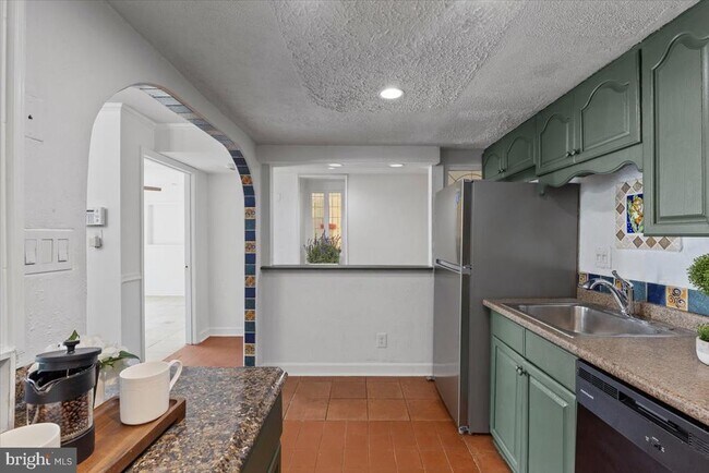 Building Photo - 202 Buckingham Ln