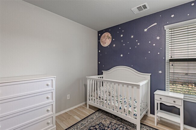 Building Photo - 133 Bates Ct