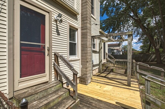 Building Photo - 25433 McDonald St