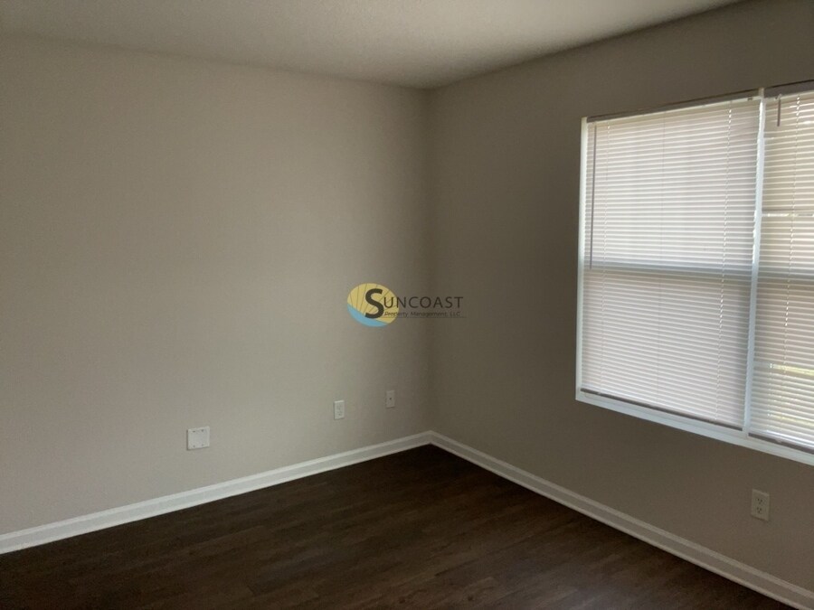 Building Photo - 7064 Plymouth Grove Ct