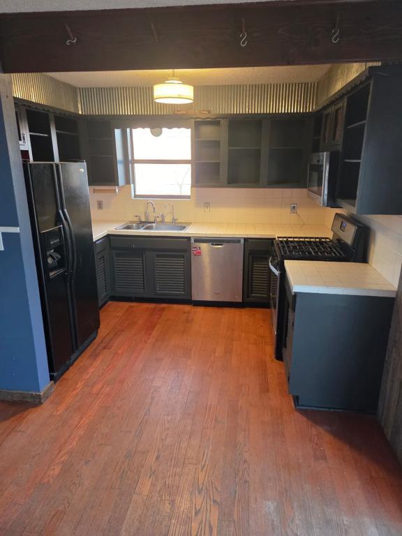 Building Photo - 111 E Tower Ave