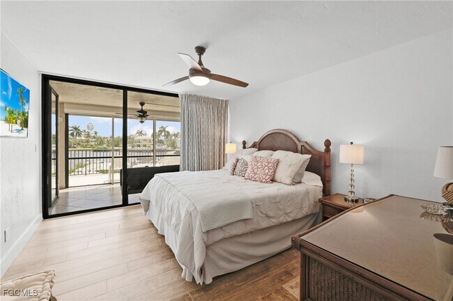 Building Photo - 10562 Gulf Shore Dr