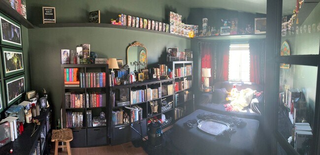 Building Photo - 4 Bedroom + Office / 2.5 Bathroom Redlands Dream Home