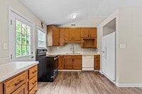 Building Photo - 1415 Plaza Pl