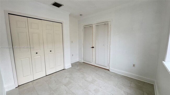 Building Photo - 7752 SW 95th St
