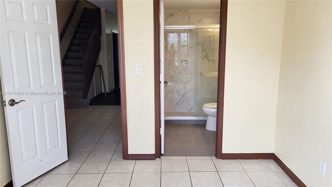 Building Photo - 715 SW 148th Ave