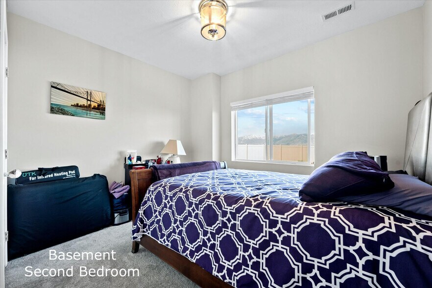 Building Photo - 3368 S Tytus Ln