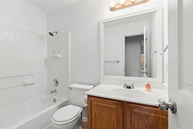 Building Photo - 1310 Alpine Mountain Dr