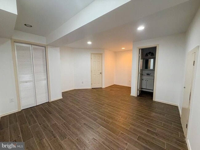 Building Photo - 18133 Scenic Creek Ln