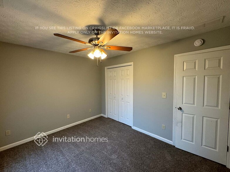 Building Photo - 961 Rolling Meadows Dr