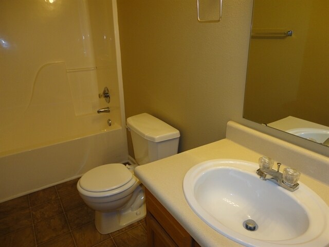 Building Photo - 15278 Fawn Meadow Dr