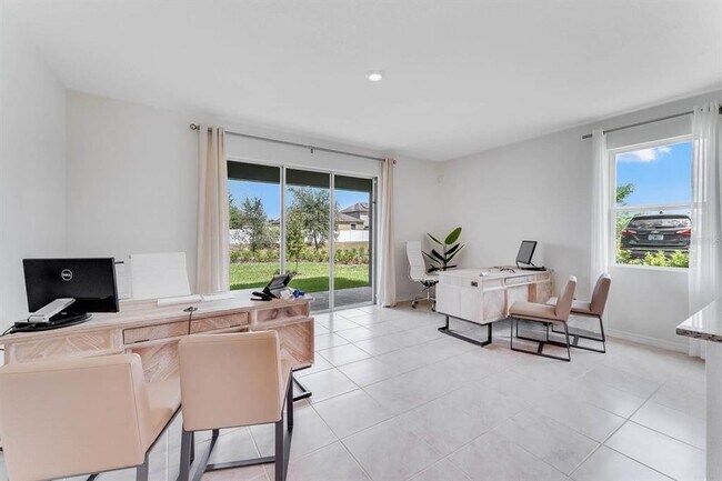 Building Photo - 1785 Wooden St