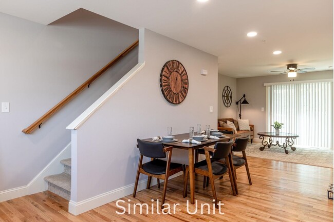 Building Photo - 123 Alexandra Dr