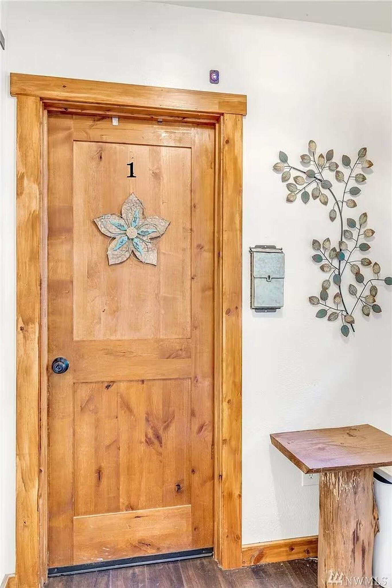 Building Photo - 23253 WA-534