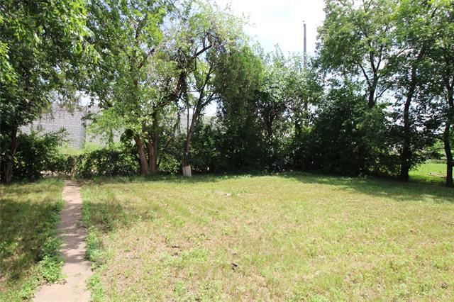 Building Photo - 3130 S Llewellyn Ave