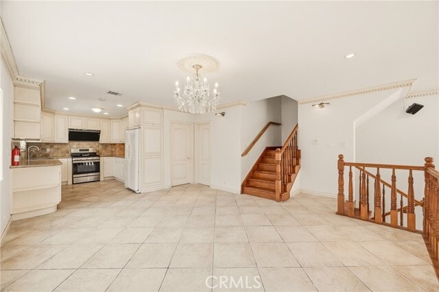 Building Photo - 523 Fairview Ave