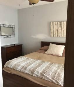 Building Photo - 2415 Vine St