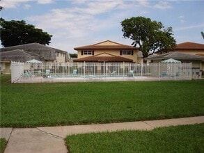 Building Photo - 8833 NW 28th Dr