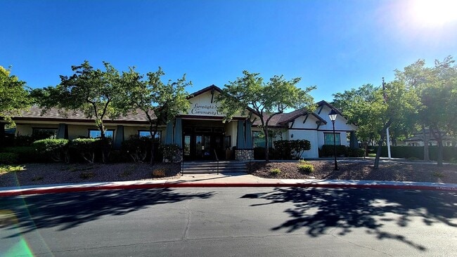 Building Photo - 6252 Huntington Ridge Ave