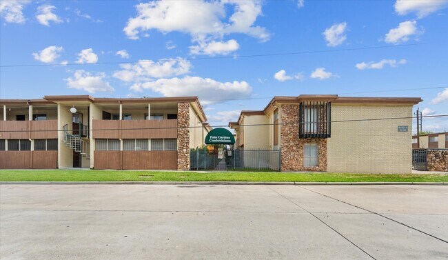 Building Photo - 7714 Renwick Dr