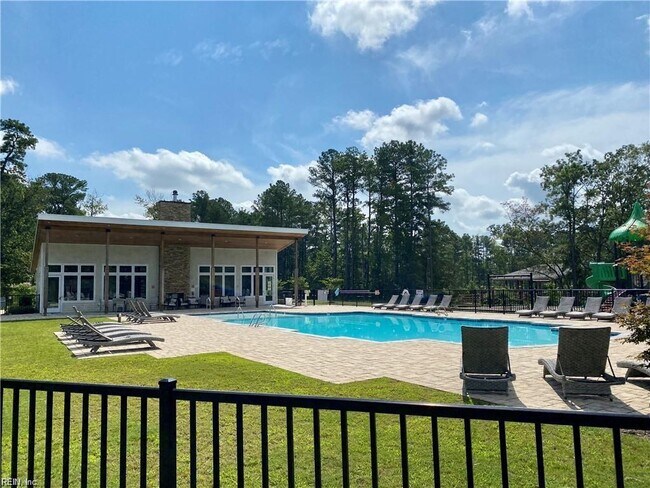 Building Photo - 1813 Doubloon Way