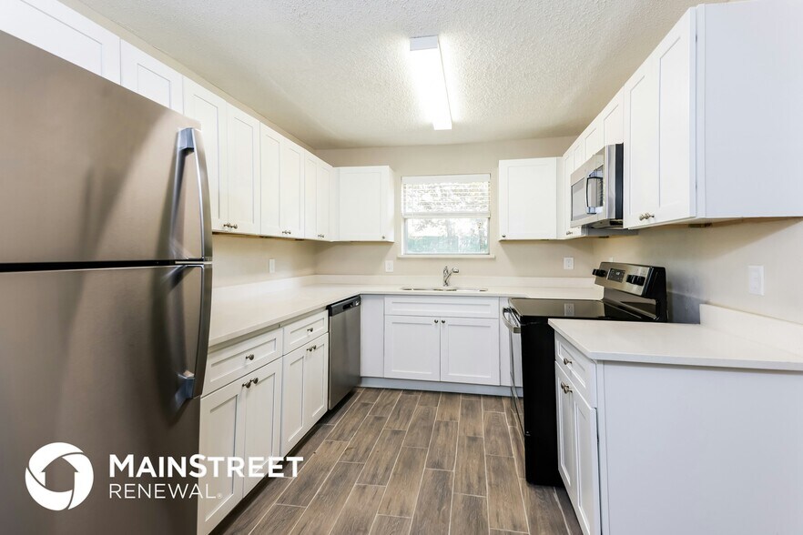 Building Photo - 414 Crusader Dr