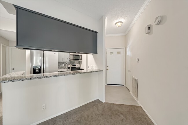 Building Photo - 3317 Golden Trails Dr