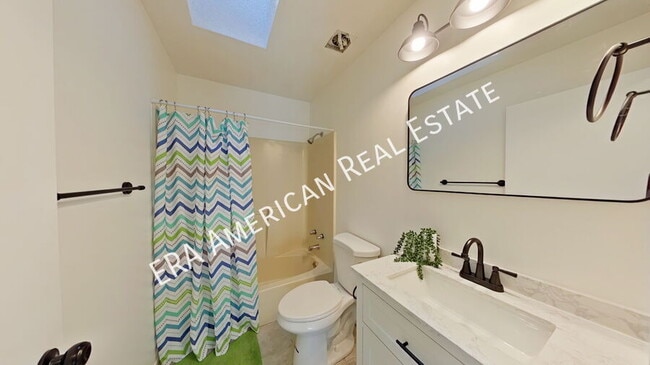 Building Photo - 386 Canterbury Cir NW