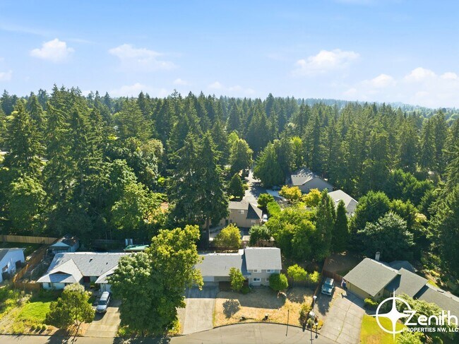 Building Photo - 2409 SE 139th Ave