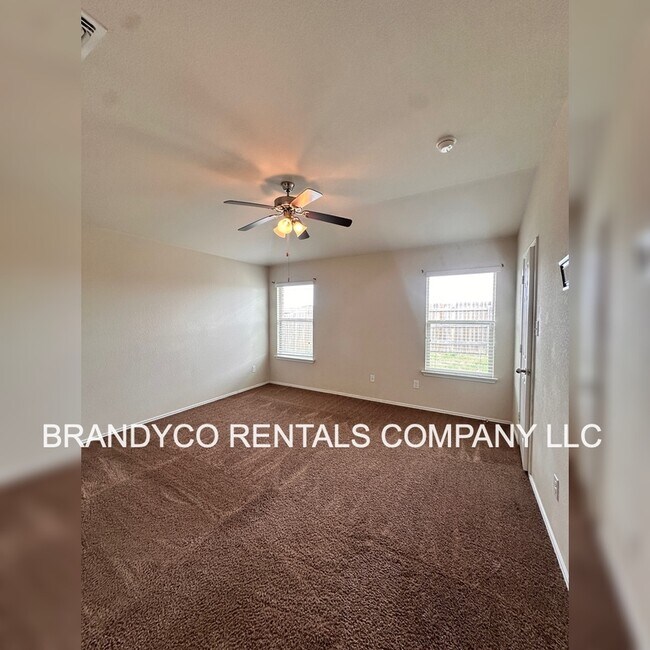 Building Photo - 6301 Katy Creek Ln