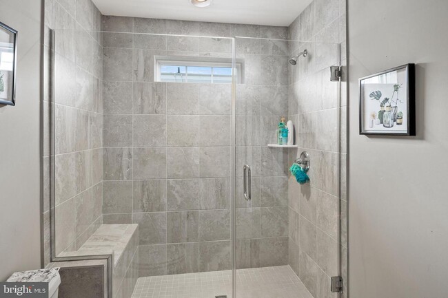 Building Photo - 1310 Jackson St