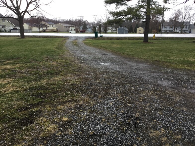 Building Photo - 5766 Sliker Hill Rd