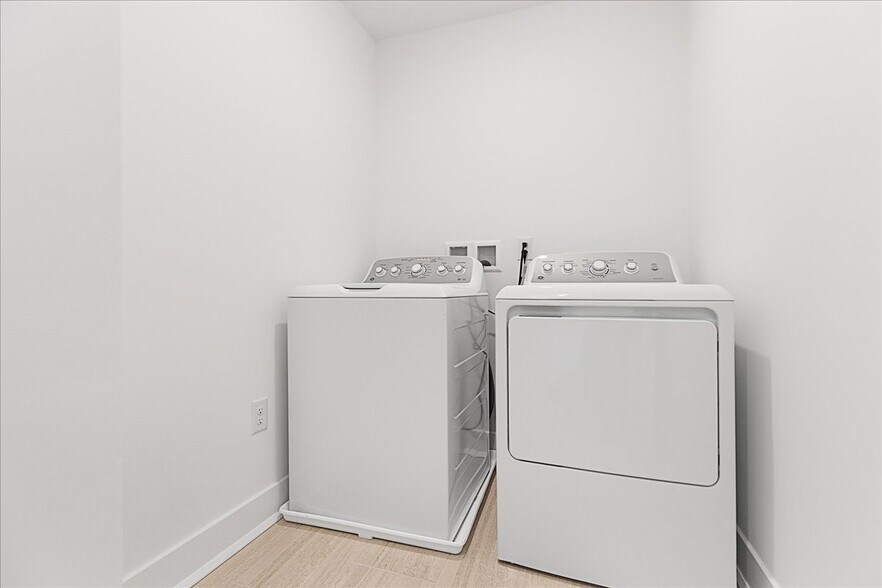 Building Photo - 15 Jacob Francis Way