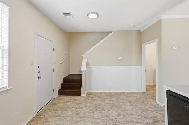 Building Photo - 14408 Charles Dickens Dr