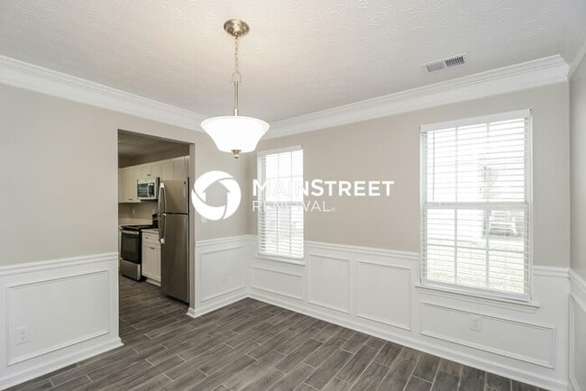Building Photo - 4 Bedroom Pet-Friendly Home in Union City,...