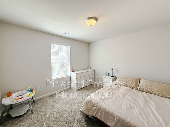 Building Photo - 245 Desert Orchid Cir