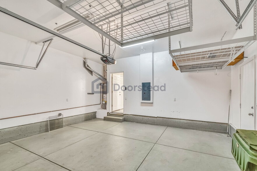 Building Photo - 2743 Lavender Ter