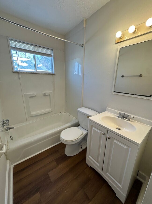 Building Photo - 4155 N Kitley Ave