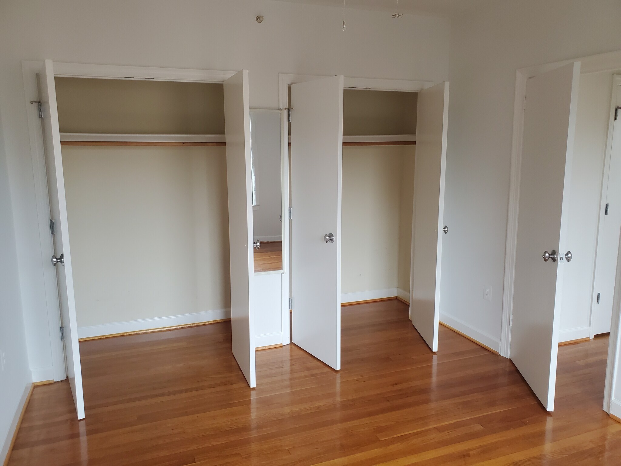 Building Photo - 3900 14th St NW