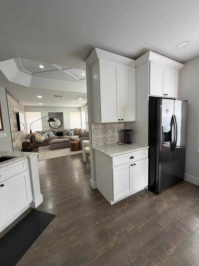 Building Photo - 1910 Belmont Pl