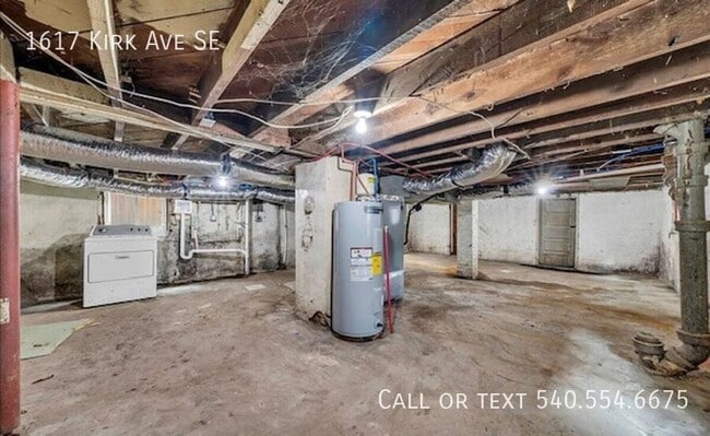 Building Photo - 1617 Kirk Ave SE