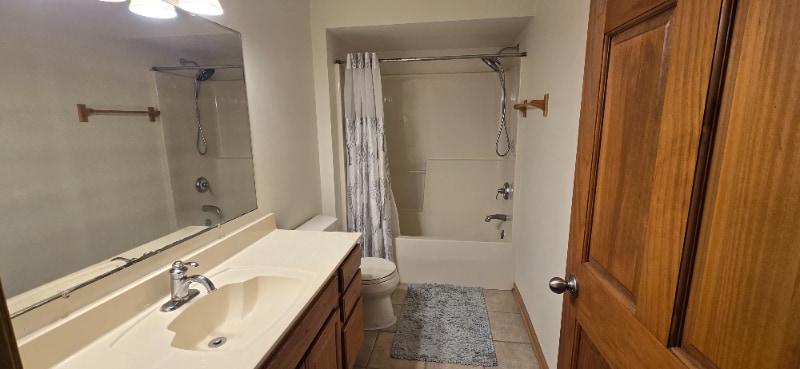 Building Photo - N6188 Shadybrook Ln