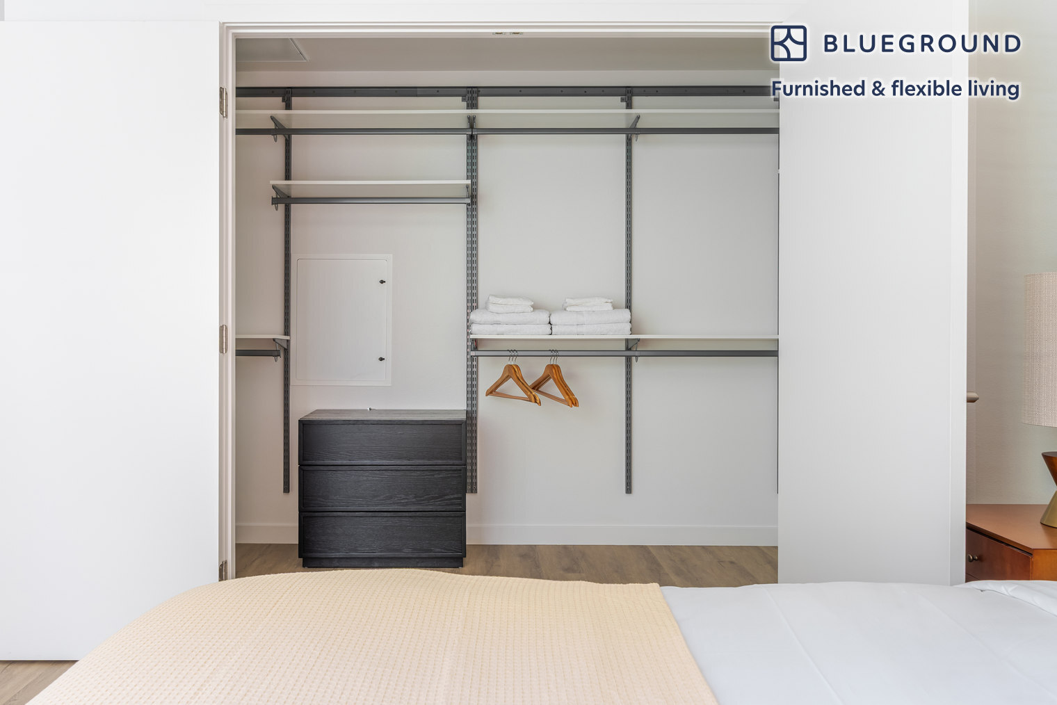 Building Photo - 350 Chastain Pl