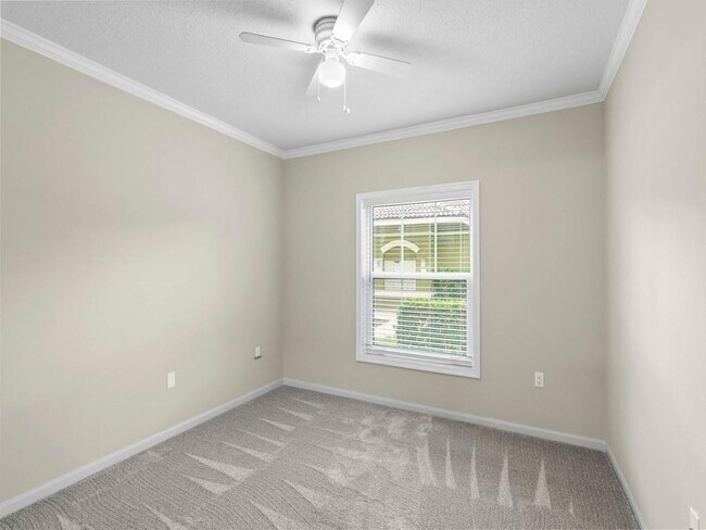 Building Photo - 5095 Fairways Cir