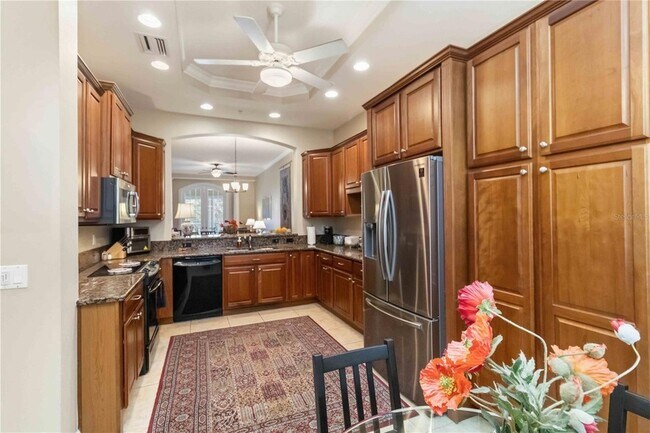 Building Photo - 5246 Manorwood Dr