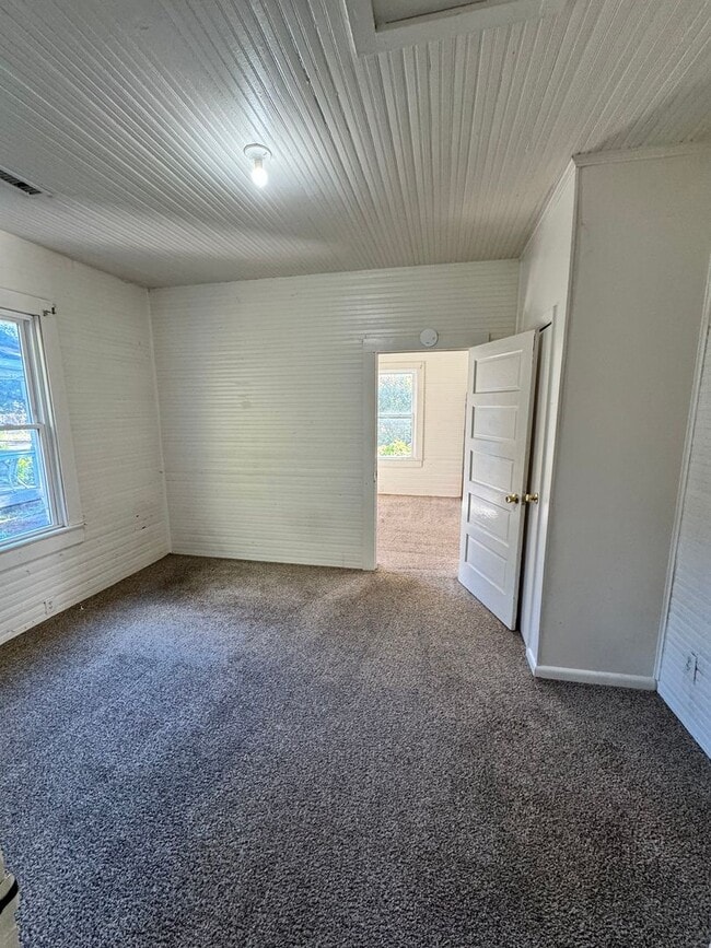 Building Photo - 2/1 House in Downtown Shelby, NC