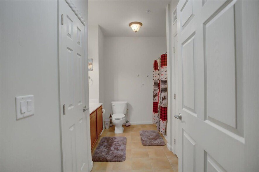 Building Photo - 14200 Northern Lights Drive